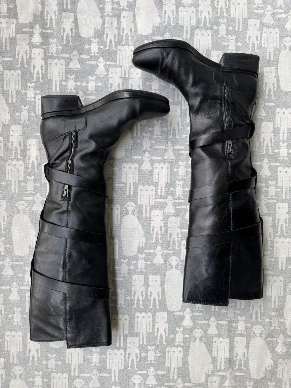 Veronique Branquinho Veronique Branquinho Wrap-Around Strap Leather Boots Size US 8 / IT 38 - 8 Thumbnail