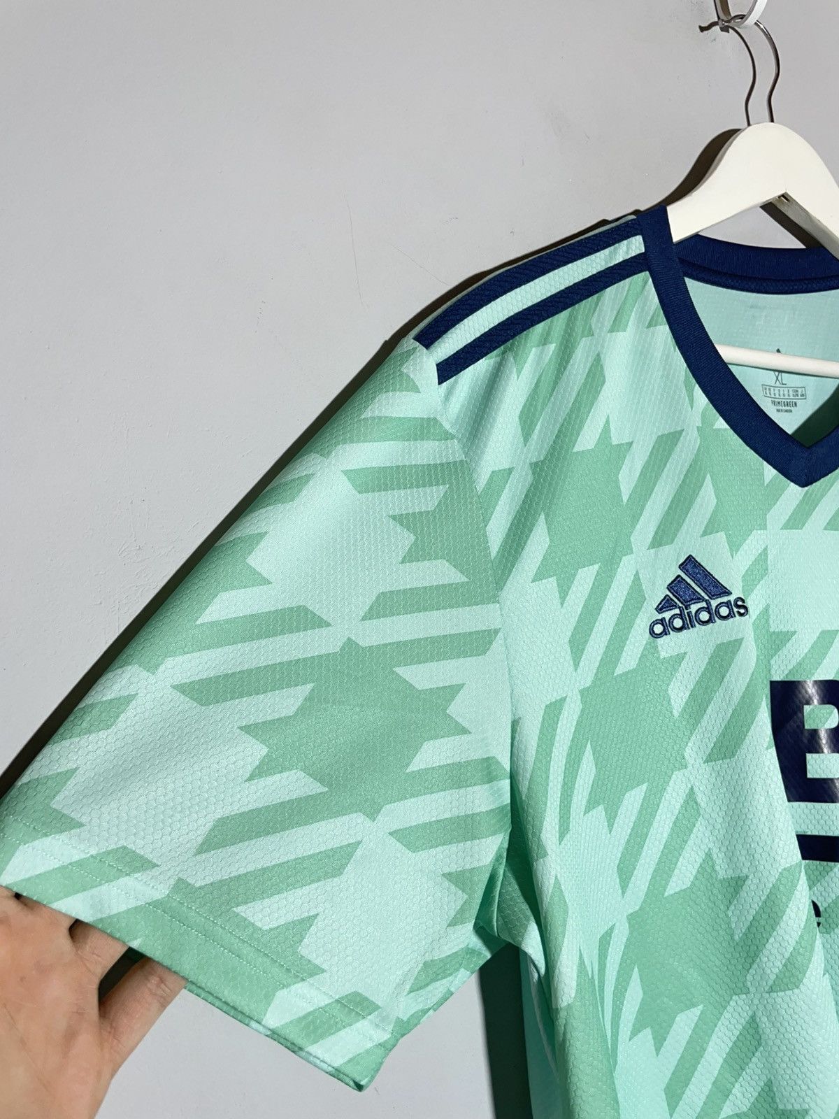 Adidas Leicester City Adidas 2021/22 Away Football Shirt Size US XL / EU 56 / 4 - 6 Thumbnail