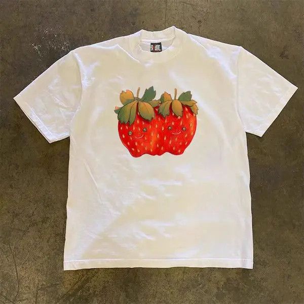 Vintage White Loose Casual Strawberry Print Short Sleeve T-Shirt Size US M / EU 48-50 / 2 - 4 Thumbnail