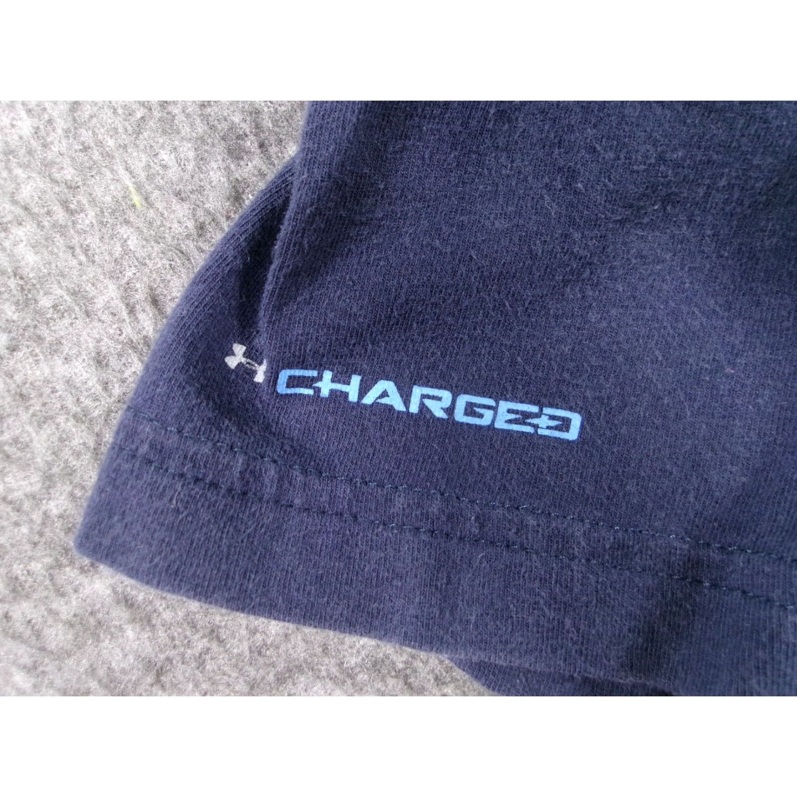Under Armour VINTAGE Under Armour Shirt Men XL Navy HeatGear Performance Tee Loose Crew Neck Short Sleeve - Mens XL Navy HeatGear T-Shirt Size US XL / EU 56 / 4 - 4 Thumbnail