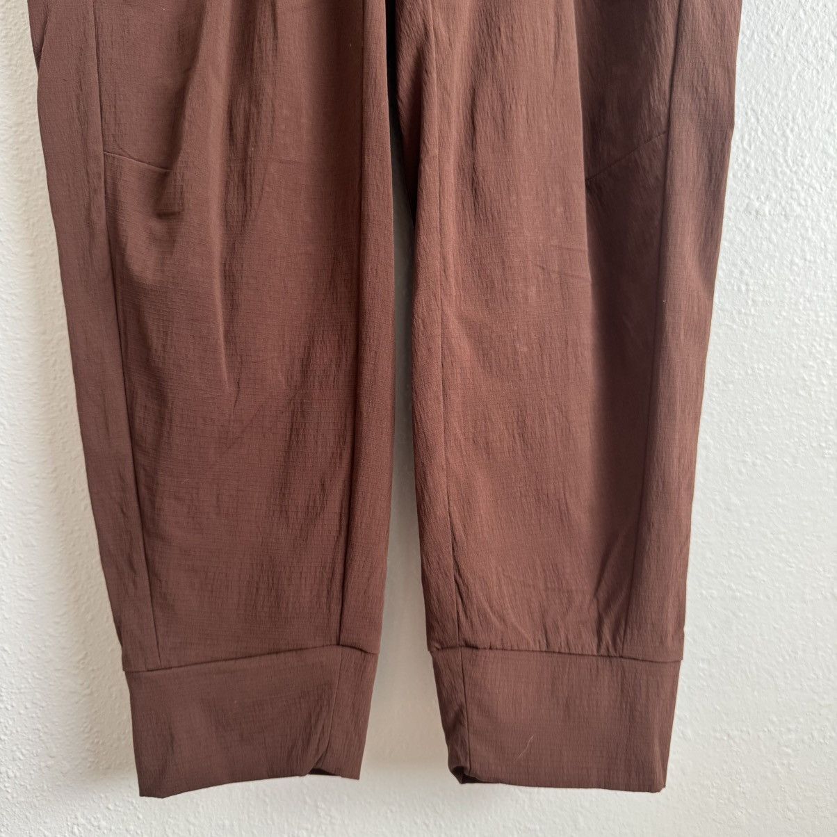 Athleta ATHLETA Reddish Cognac Brown Trekkie North Jogger Pants Size 28" / US 6 / IT 42 - 9 Thumbnail