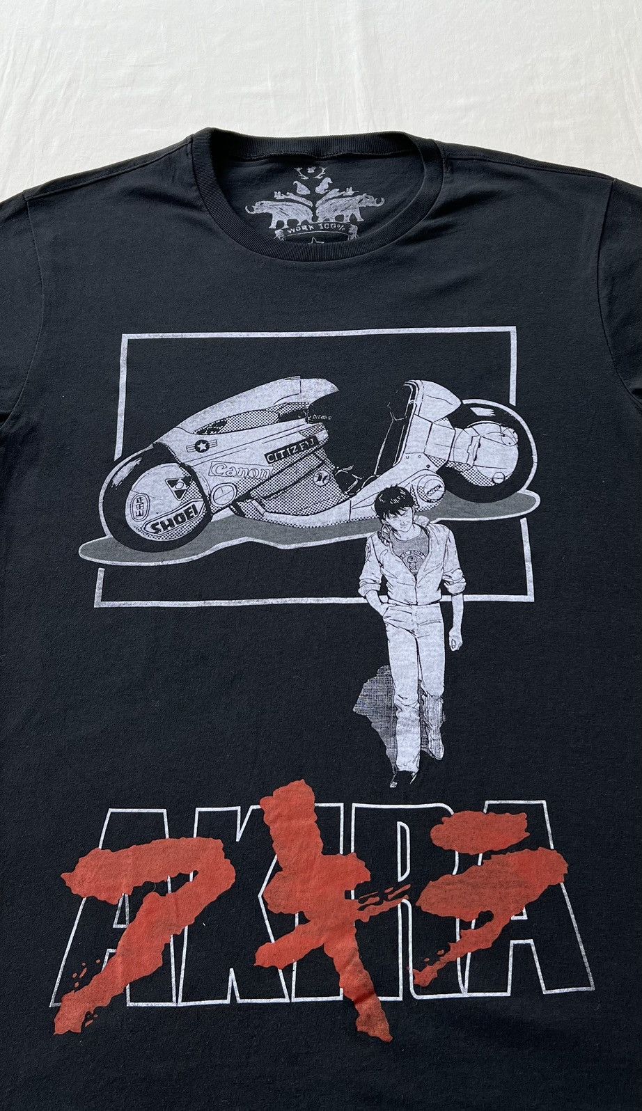 Anime Akira Kaneda vs Tetsuo Anime Black T-shirt Size US M / EU 48-50 / 2 - 3 Thumbnail