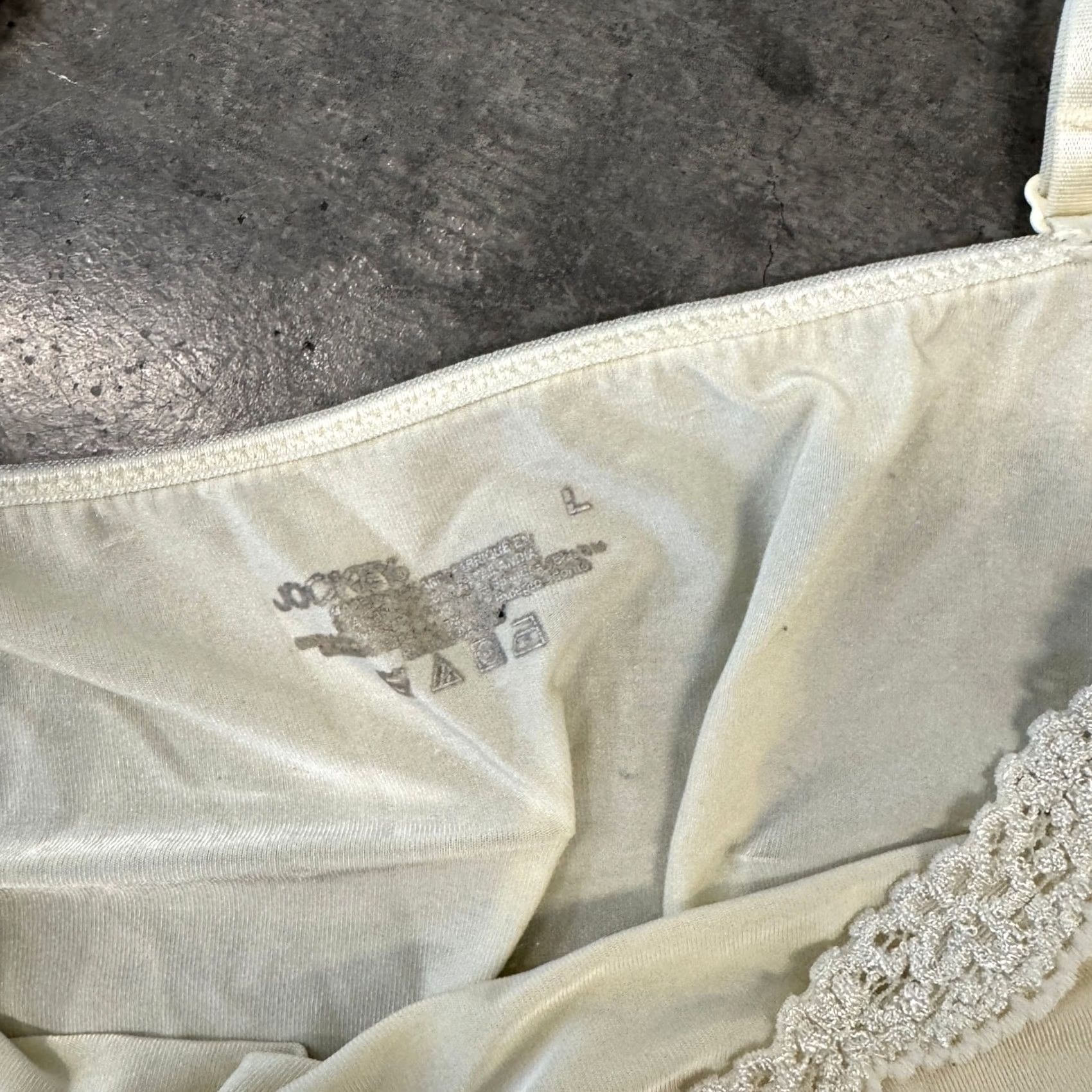 Jockey VINTAGE Jockey Camisole Tank Top Lace Trim Adjustable Strap Cream Satin L Shirt Women Sleeveless 20+ years Womens Size L / US 10 / IT 46 - 3 Thumbnail