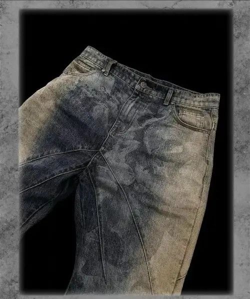 Jean Heavy wash zippered jeans with bootcut Gods print Size US 32 / EU 48 - 5 Thumbnail