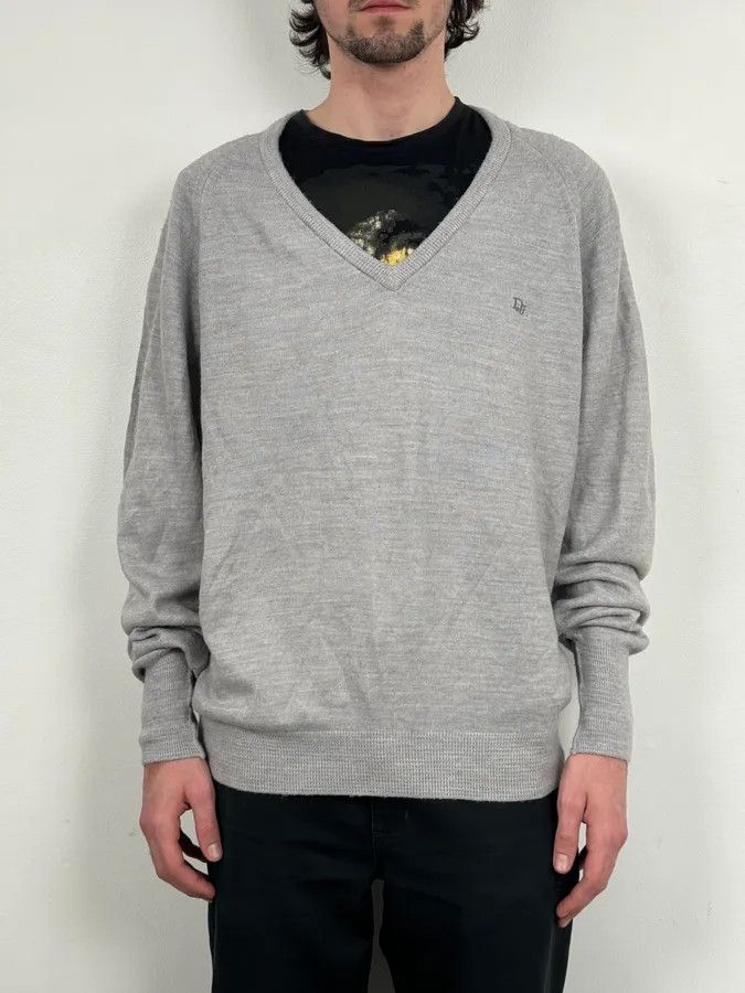 Dior 1990s Christian Dior Grey V-Neck Sweater Size US M / EU 48-50 / 2 - 2 Thumbnail