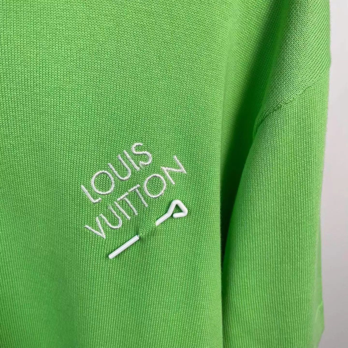 Louis Vuitton LV Knit Short-Sleeve T-Shirt Embroidered Logo M Size US M / EU 48-50 / 2 - 3 Thumbnail