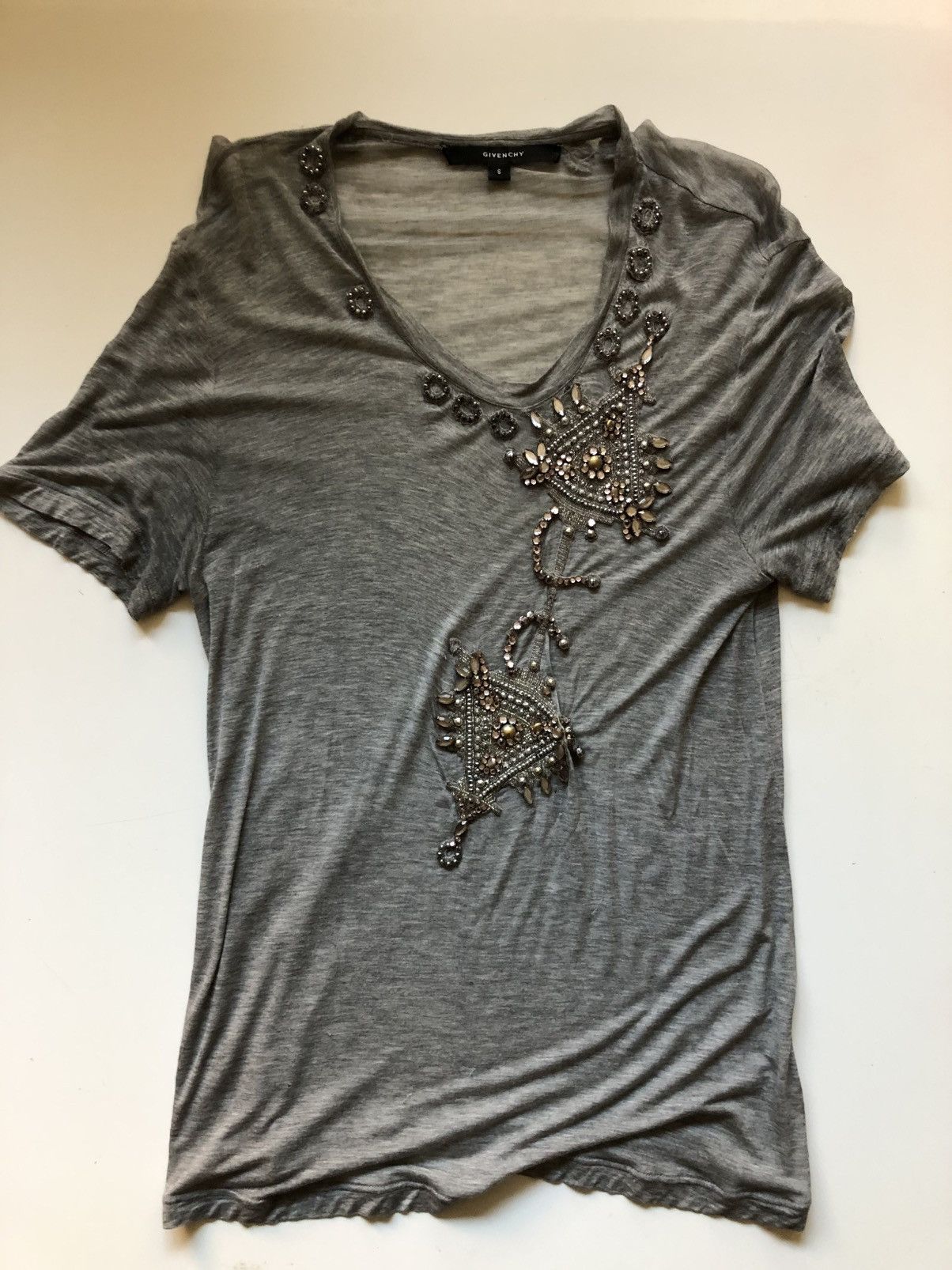 Givenchy GIVENCHY 2000’s “moonstone” elongated tee Size US S / EU 44-46 / 1 - 1 Thumbnail