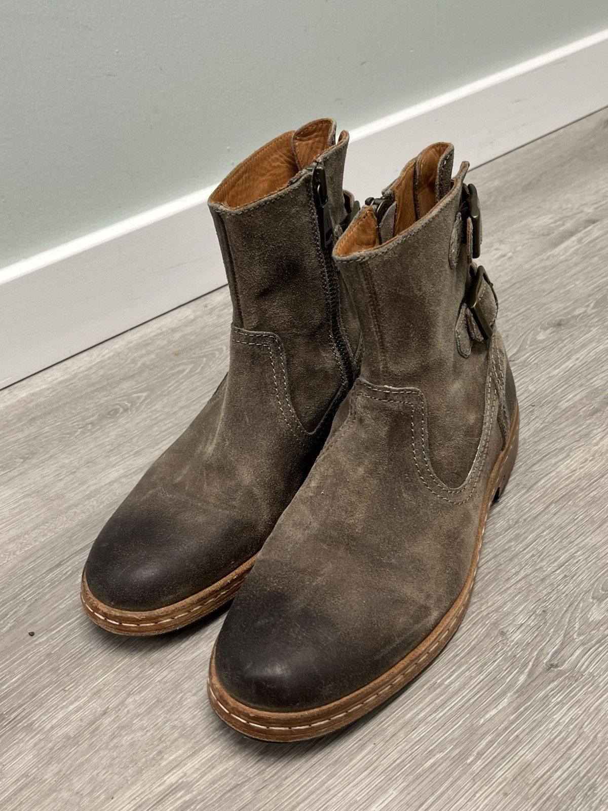 John Varvatos Engineer Triple Buckle Boot Size USA 7.5 EU 40.5 Size US 7.5 / EU 40-41 - 9 Thumbnail