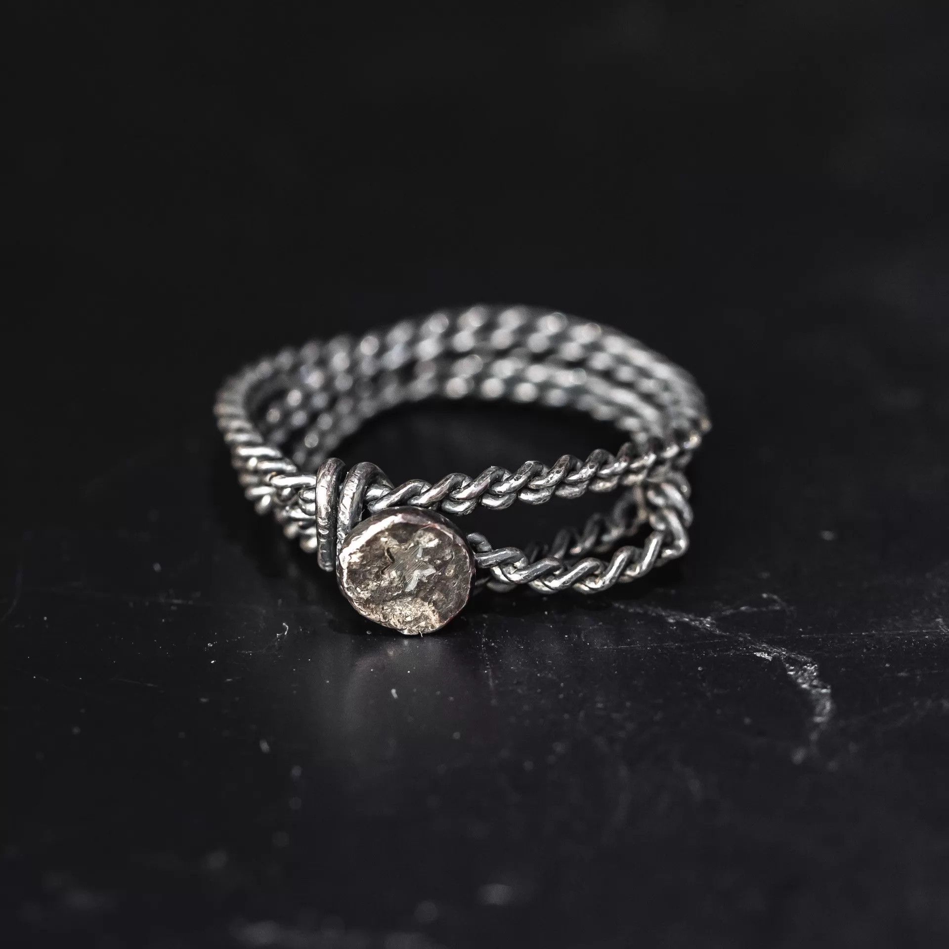 DETAJ Detaj Distressed Star Logo Sterling Silver & Black Rope Ring Size ONE SIZE - 4 Thumbnail