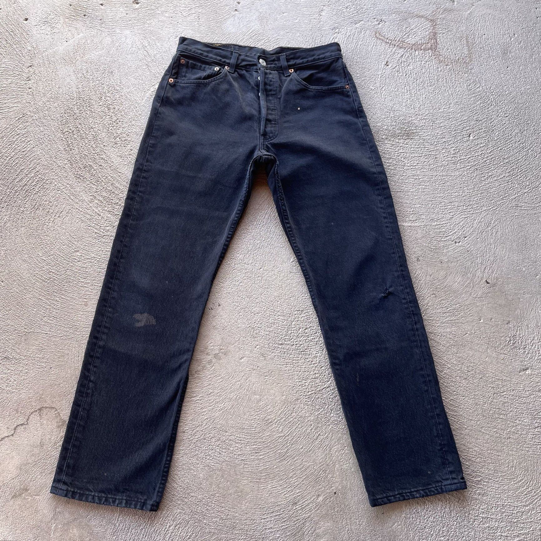 Levi's VINTAGE Levi's 501 Jeans Men 30x30 Black Straight Denim Pants 80s 90s Western Shirt Size US 30 / EU 46 - 4 Thumbnail