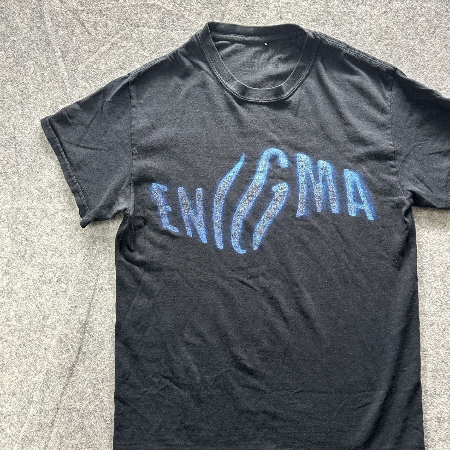 Vintage Lady Gaga Enigma Las Vegas Shirt Mens Small Black Concert Tour Graphic Tee Size US S / EU 44-46 / 1 - 3 Thumbnail