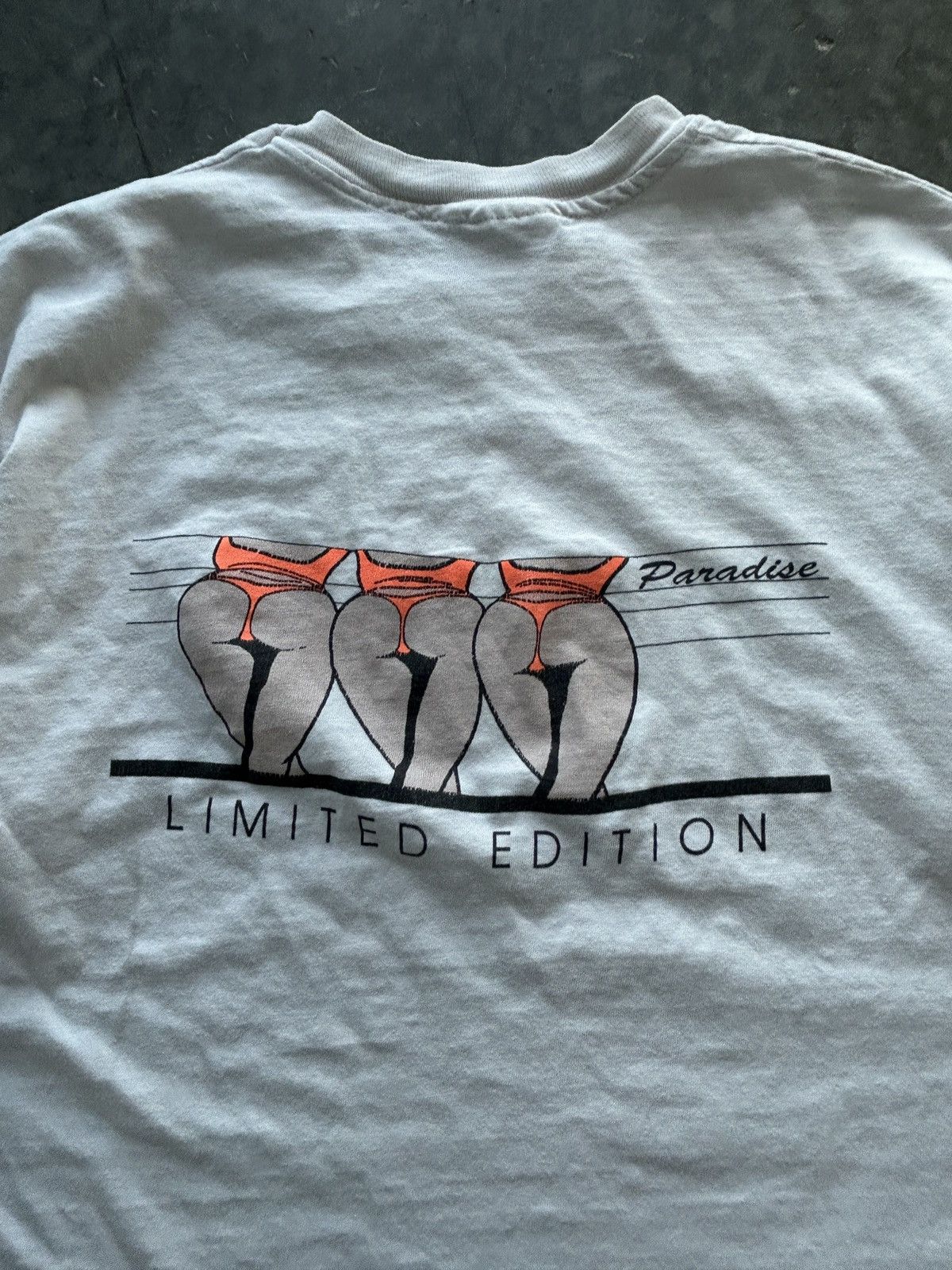 Hanes Vintage 80s Wittco Paradise Pin Up Girl Tee Size US L / EU 52-54 / 3 - 2 Thumbnail