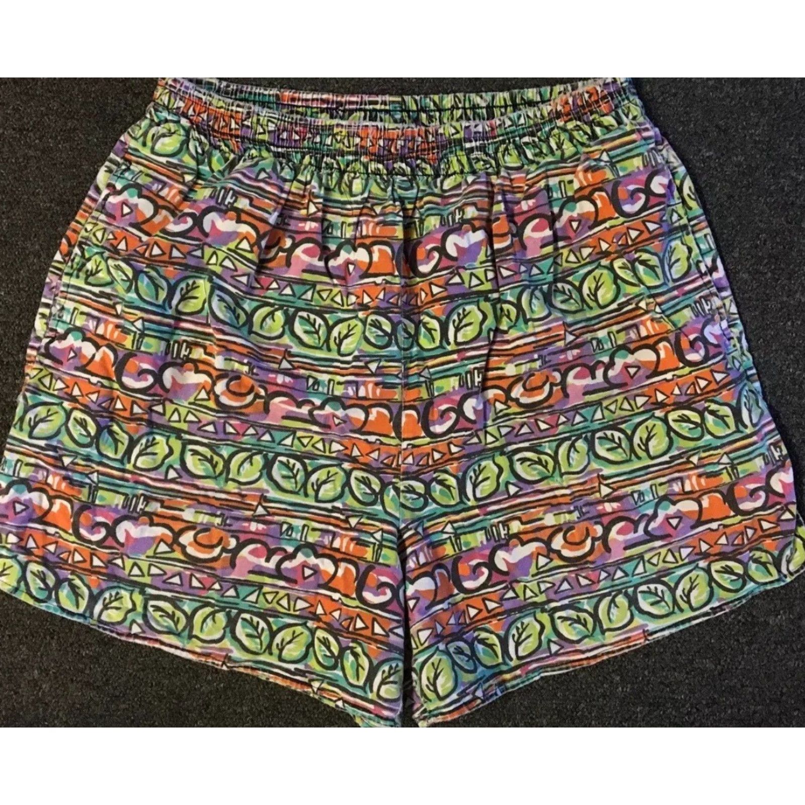 Etro VINTAGE Abstract Art All Over Print Shorts L Women Green 80s 90s Vaporwave Grunge Retro Surf Skate Beach Western Punk 70s 80s Size 36" / US 14 / IT 50 - 2 Thumbnail