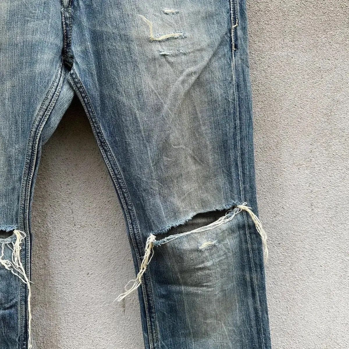 Vintage ‼️ THRASED 🔥 DIESEL THANAZ JEANS VINTAGE DENIM RIPPED PANTS Size US 30 / EU 46 - 6 Thumbnail