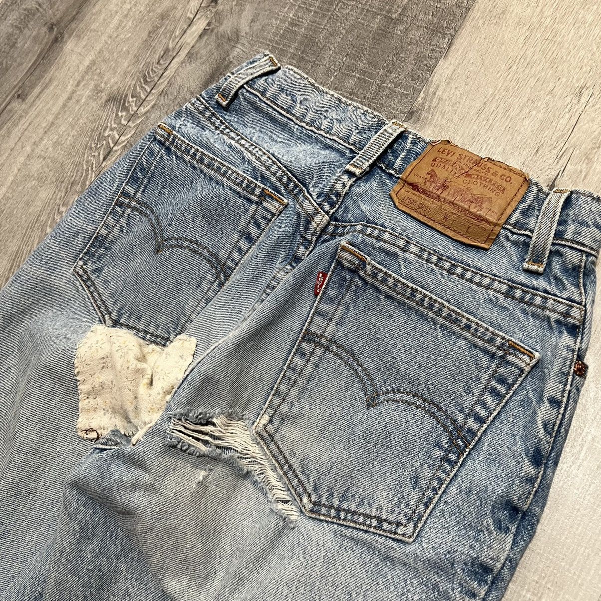 Levi's × Vintage VTG Levis 17525 Patchwork Denim Ripped USA Blue Jeans Size 25" / US 0 / IT 36 - 8 Thumbnail