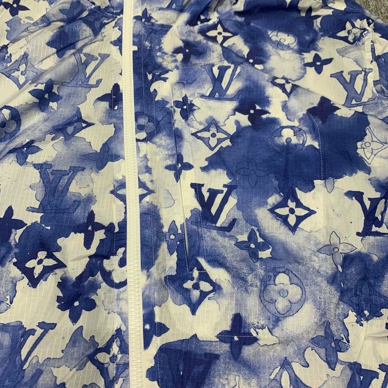 Louis Vuitton Louis Vuitton Blue ink presbyopia full print assault jacket Size US L / EU 52-54 / 3 - 5 Thumbnail