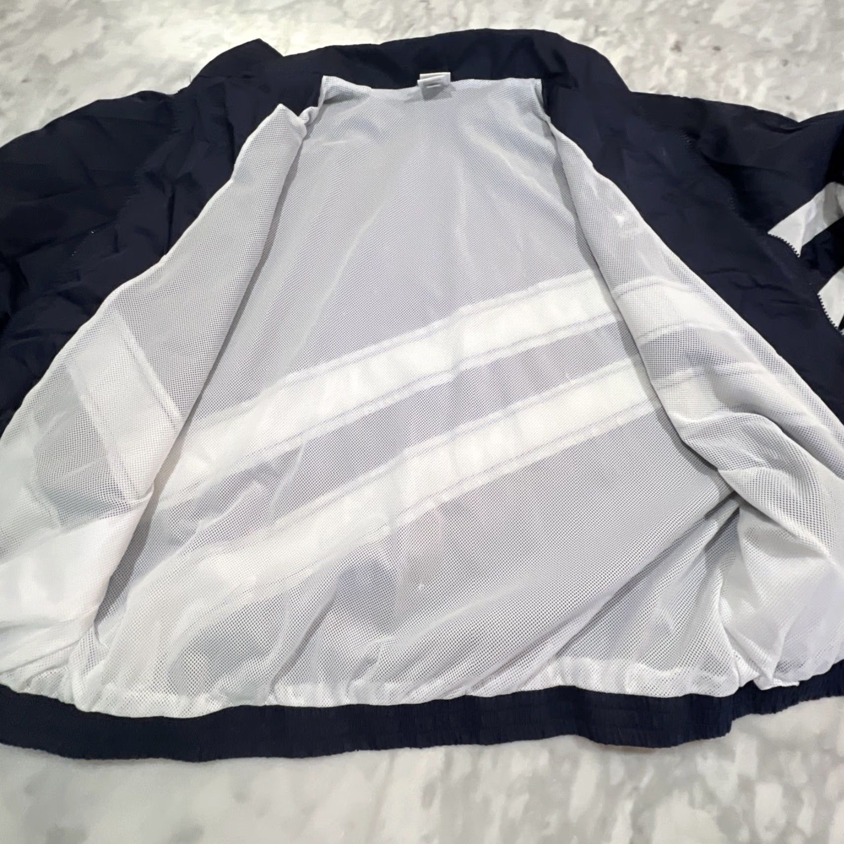 Vintage VINTAGE Kaepa Windbreaker Jacket Men 2XL Navy Blue White Windbreaker Short Zip Full Zip Pockets 90s Style Size US XXL / EU 58 / 5 - 5 Thumbnail