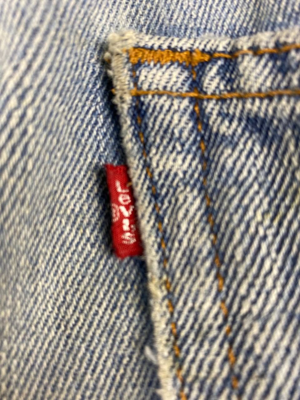 Levi's vintage levis 550 relaxed fit distressed denim Size US 39 - 5 Thumbnail