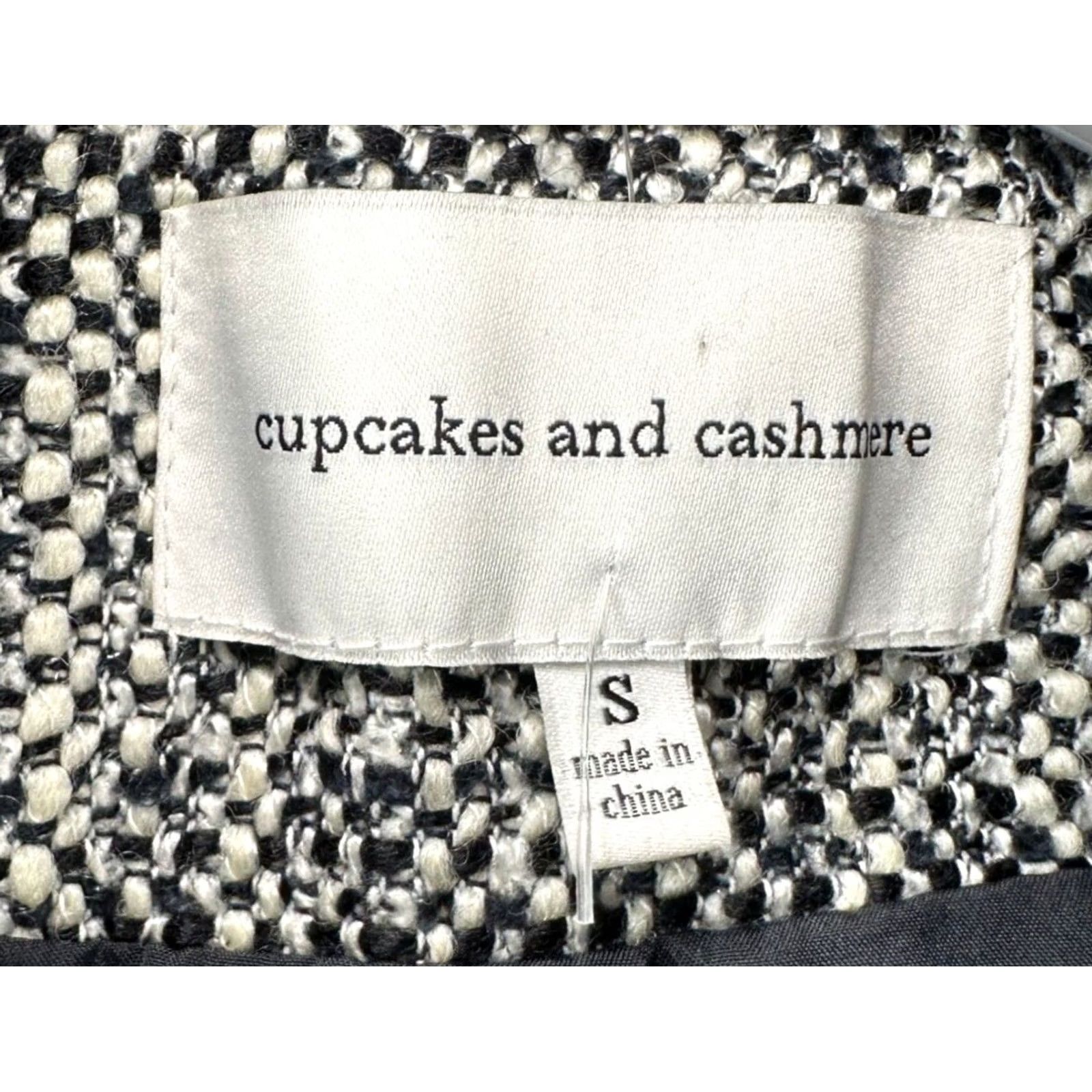 Vintage Cupcakes and Cashmere Jacket Womens Small Black White Wool Blend Tweed Moto Ladies Size S / US 4 / IT 40 - 5 Thumbnail