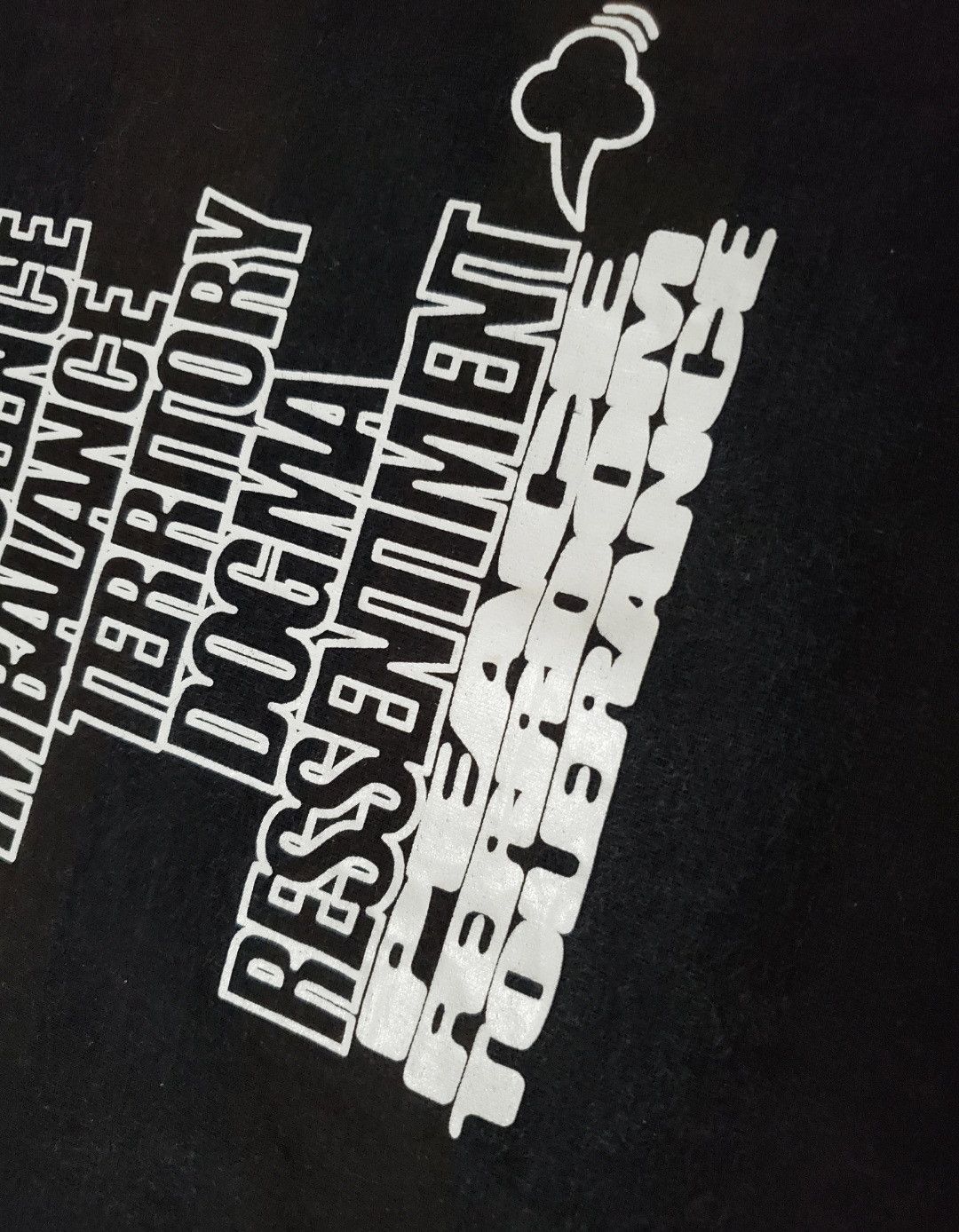 General Research 2002 "Spectator" Dark Side of the Moon collection tee shirt Size US M / EU 48-50 / 2 - 5 Thumbnail
