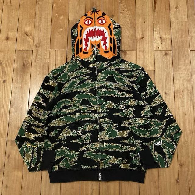 Bape BAPE Tiger Camo Tiger Full Zip Hoodie a bathing ape NIGO Size US S / EU 44-46 / 1 - 1 Thumbnail