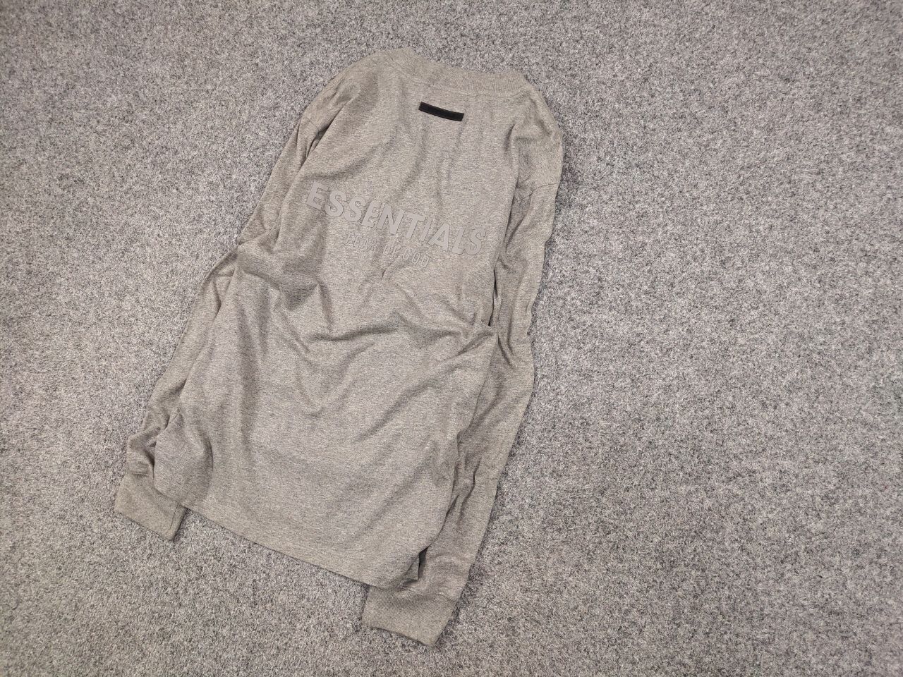 Fear of God Essential Fear Of God Authentic Classic Logo Long Sleeve Size US M / EU 48-50 / 2 - 3 Thumbnail