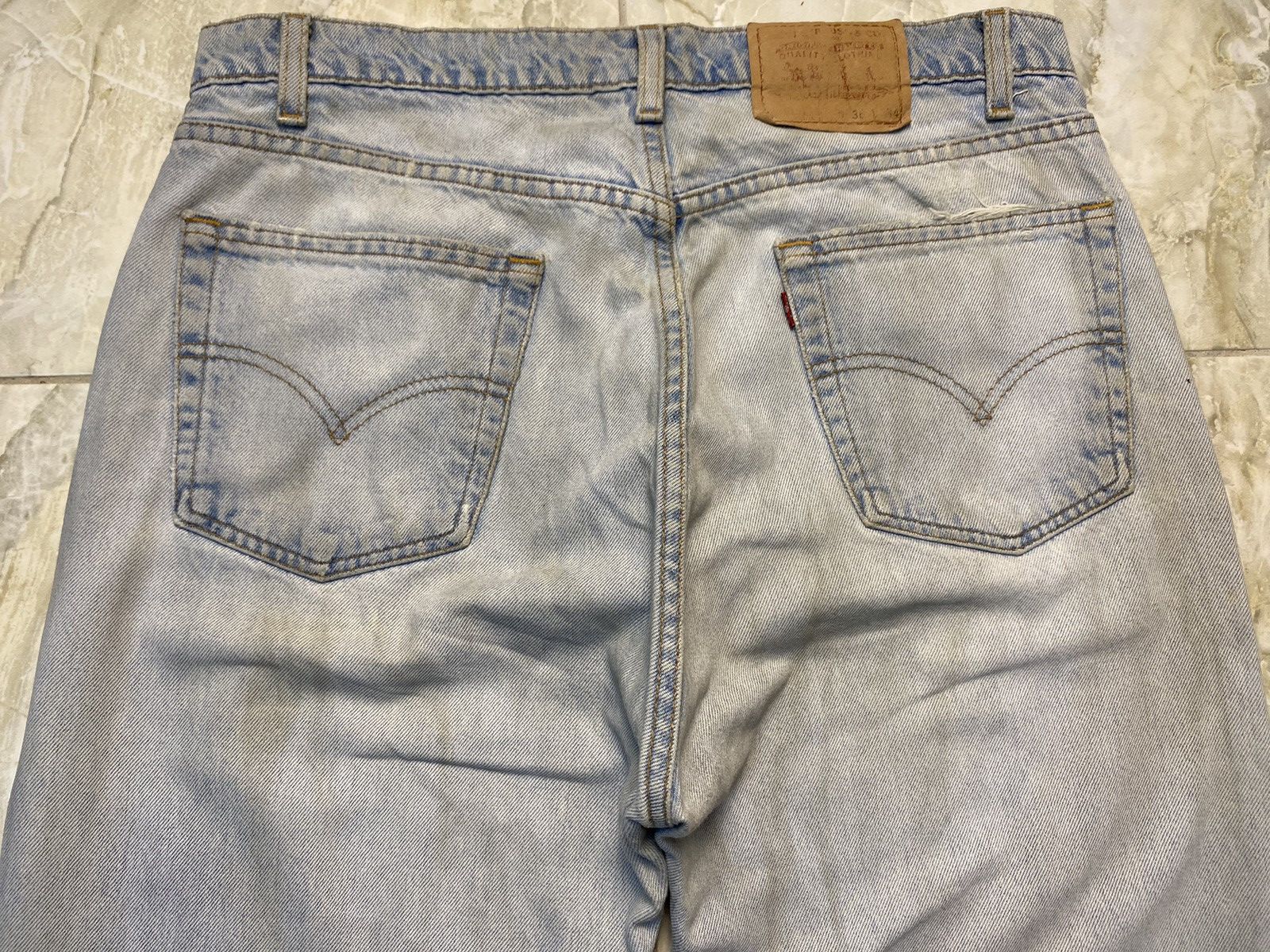 Levi's VINTAGE LEVIS 505 REGULAR FIT Size US 34 / EU 50 - 21 Thumbnail