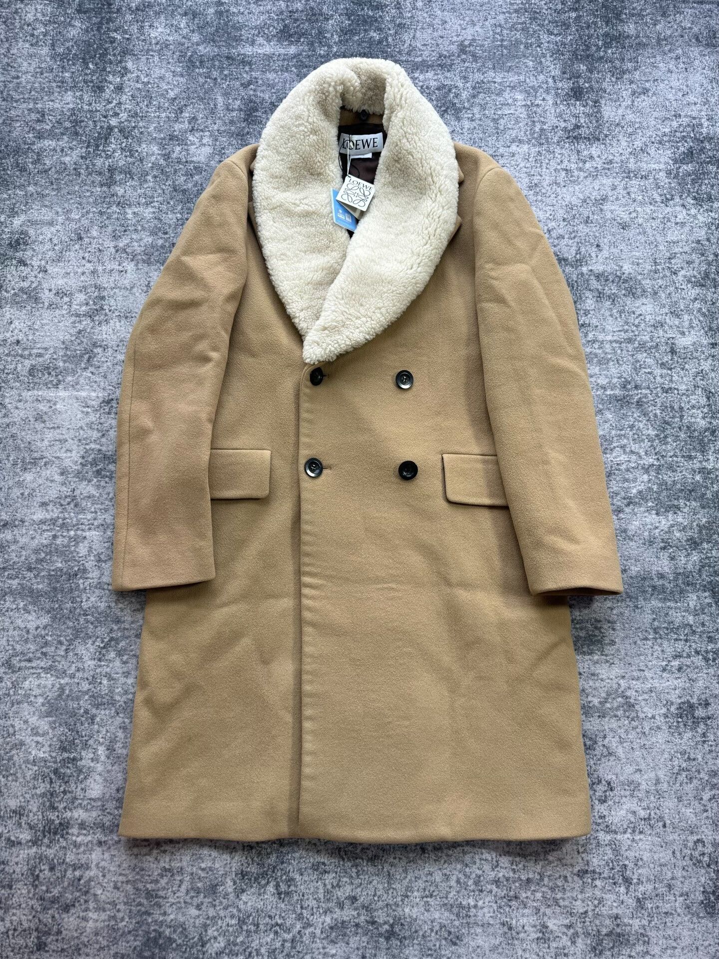 Loewe Loewe Beige Wool Cashmere Coat with Fur Collar Size US L / EU 52-54 / 3 - 1 Thumbnail