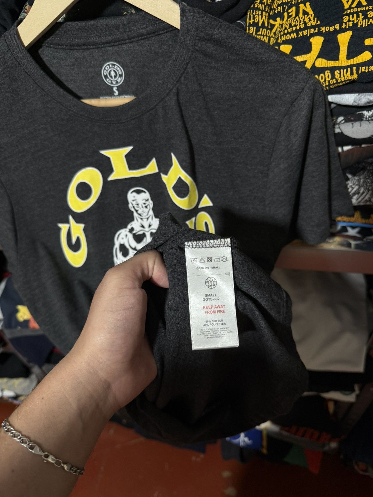 Vintage Rare Vintage 90’s Golds Gym Sportswear T-Shirt Y2K Hype Size US S / EU 44-46 / 1 - 4 Thumbnail