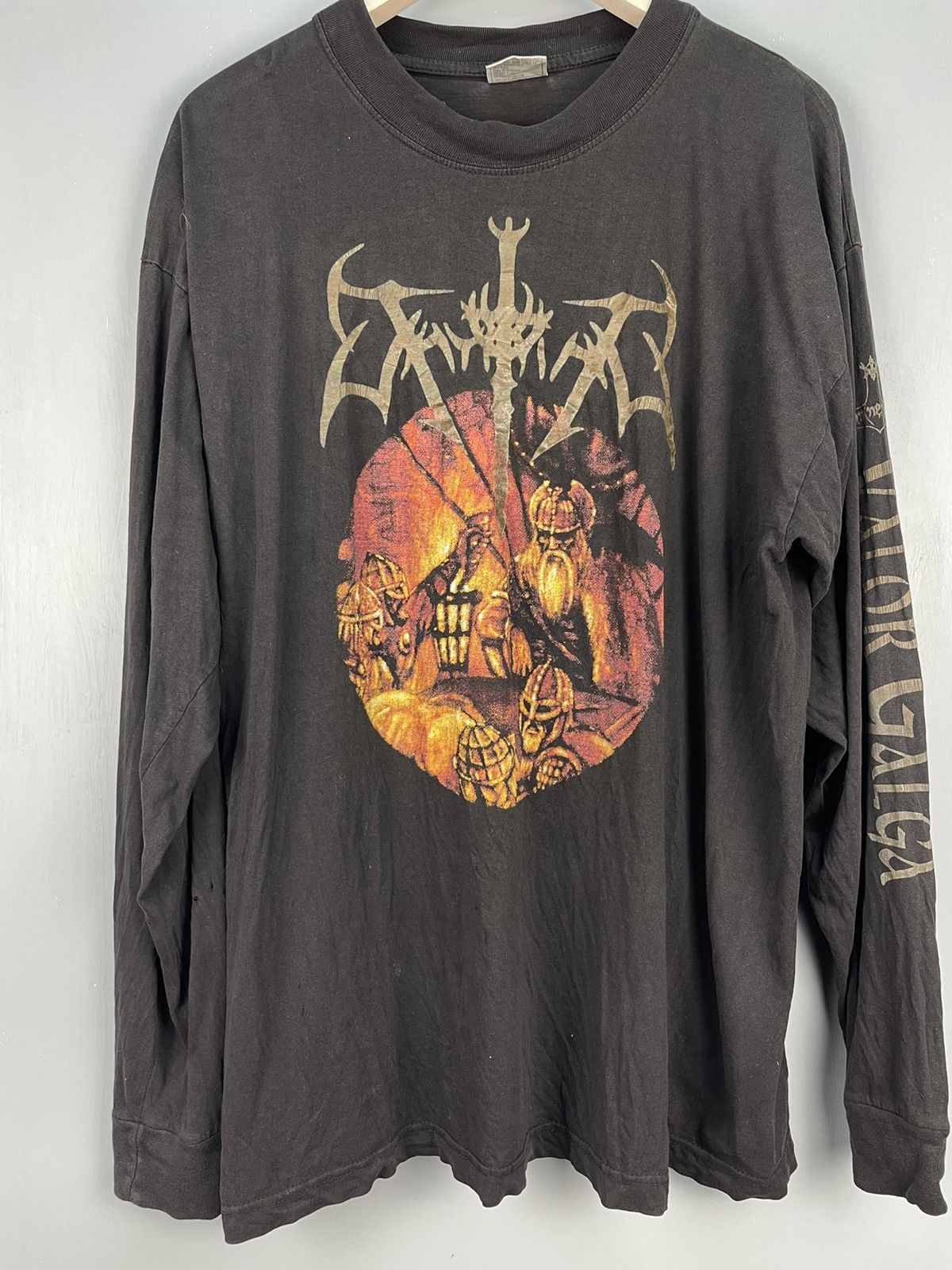 Band Tees Vintage 90s Thyrfing Valdr Galga Sweden Metal band t shirt Size US XL / EU 56 / 4 - 3 Thumbnail