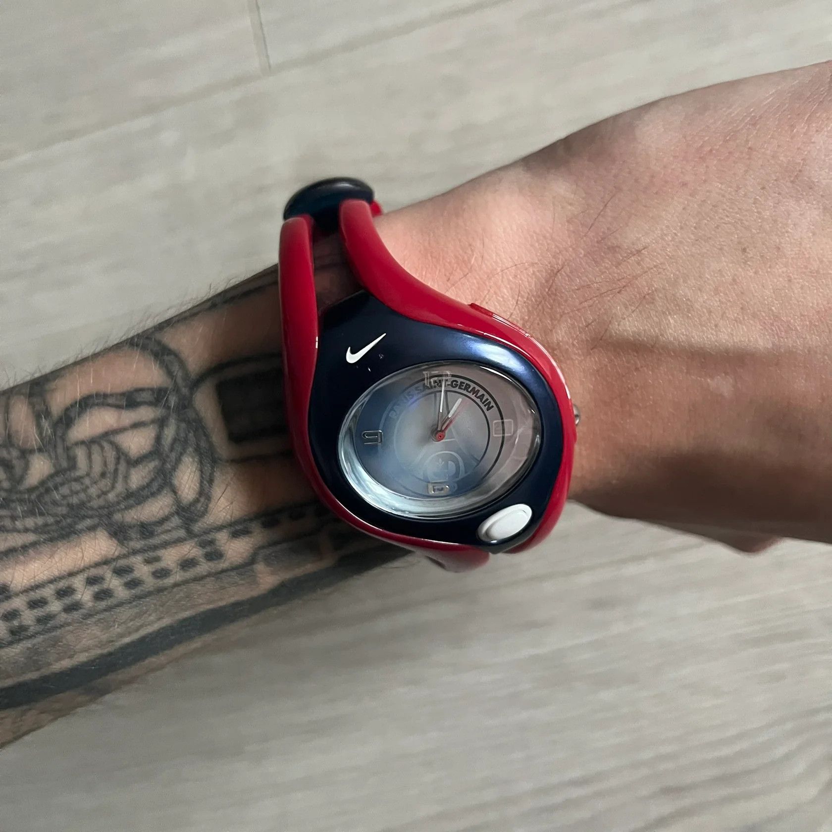 Nike Nike Triax Swift 'PSG' WR0078 Analog Watch Size ONE SIZE - 3 Thumbnail