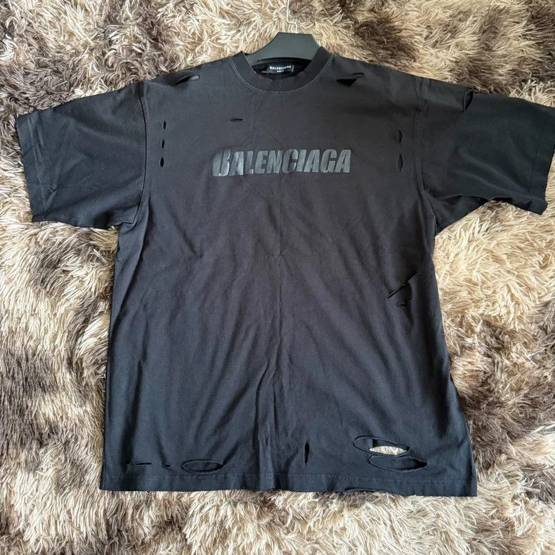 Balenciaga Balenciaga Black Distressed Logo T-shirt - dmc Size US XXS / EU 40 - 1 Thumbnail