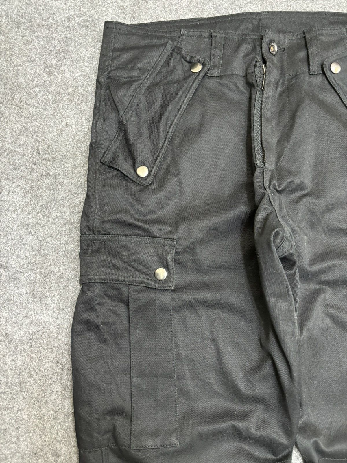 Japanese Brand 💥Punk Style💥Semantic Design Multipockets Zipper Pant F488 Size US 33 - 11 Thumbnail