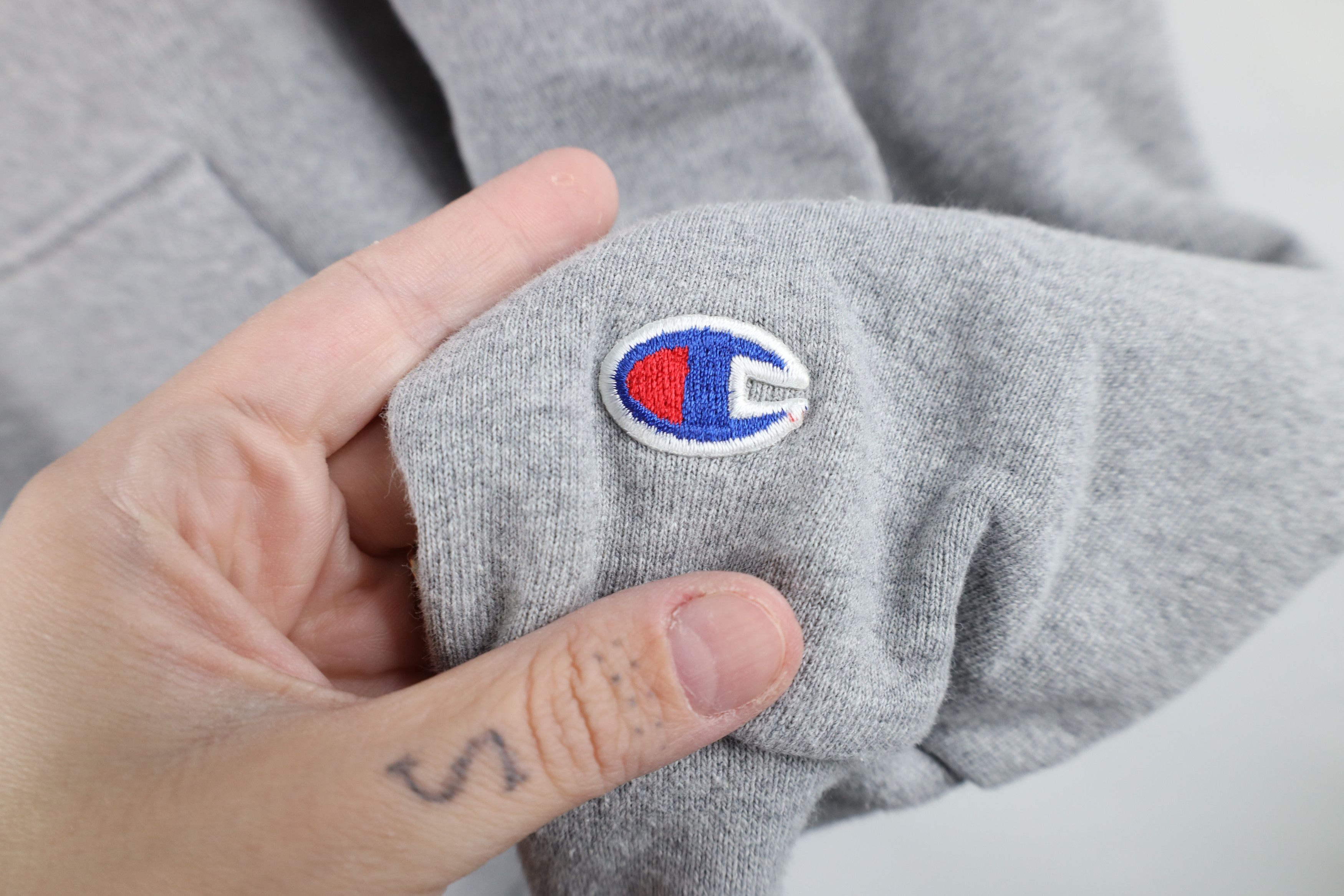 Champion Vintage 90s Champion Logo Heavyweight Hoodie Sweatshirt Gray Size US M / EU 48-50 / 2 - 5 Thumbnail