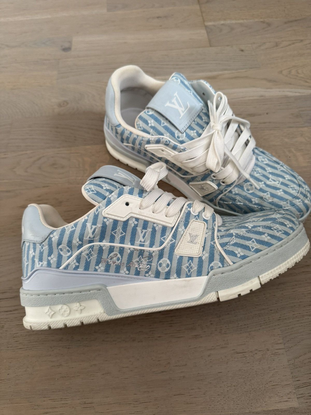 LOUIS VUITTON men sneakers MARKED SIZE UK 7 know your LV fit