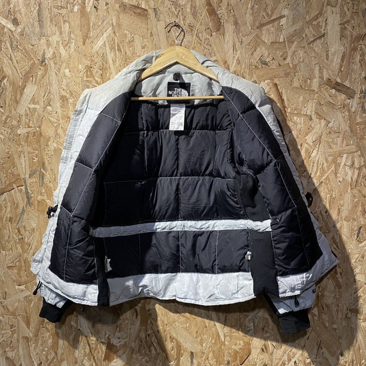 The North Face THE NORTH FACE 600 Jacket Women’s M White Size M / US 6-8 / IT 42-44 - 3 Thumbnail
