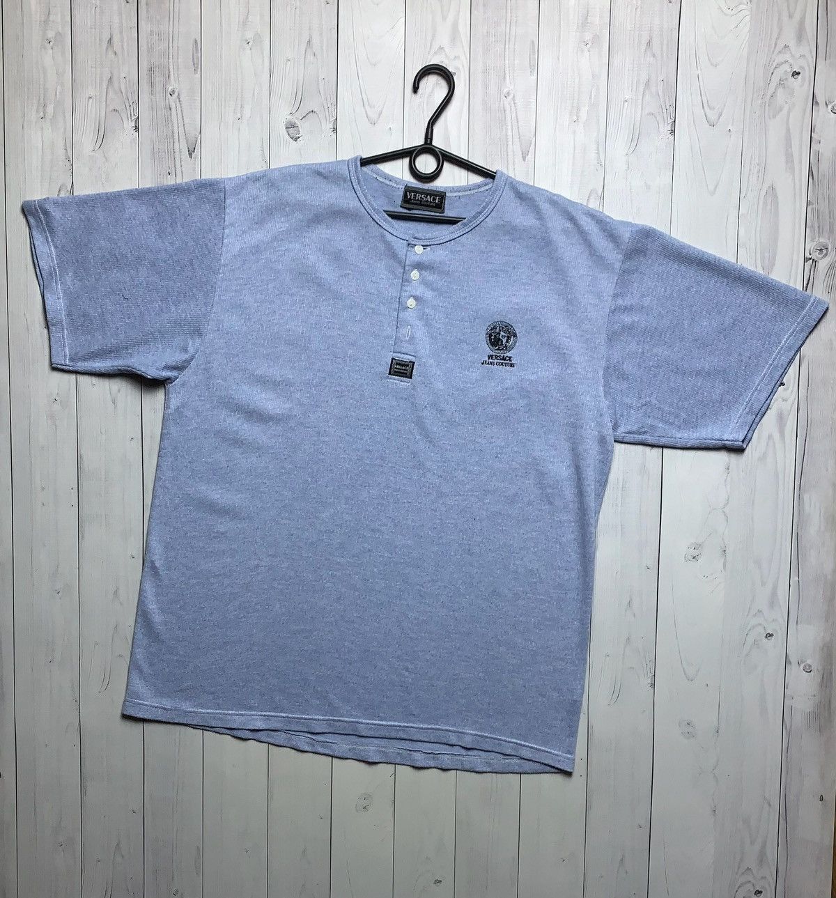 Vintage Vintage Versace tee logo blue size L rare Size US L / EU 52-54 / 3 - 1 Thumbnail