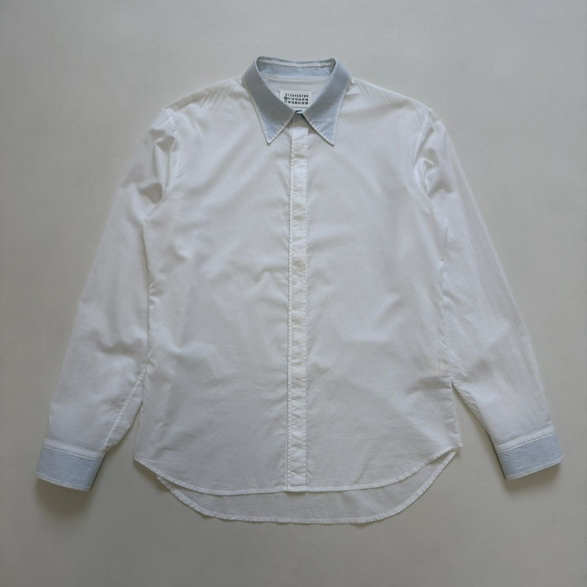 Maison Margiela S/S 06 ‘Contrast Facing’ White Cotton Shirt Size US L / EU 52-54 / 3 - 2 Thumbnail