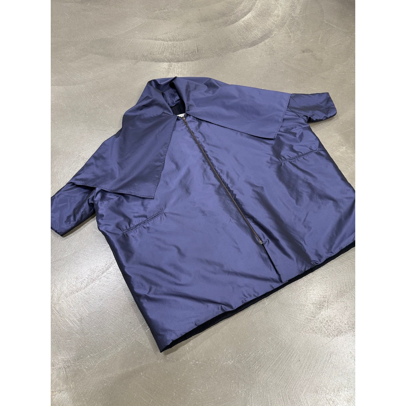 Dolce & Gabbana A/W 1991 Dolce & Gabbana iridescent oversized coat Size ONE SIZE - 9 Thumbnail
