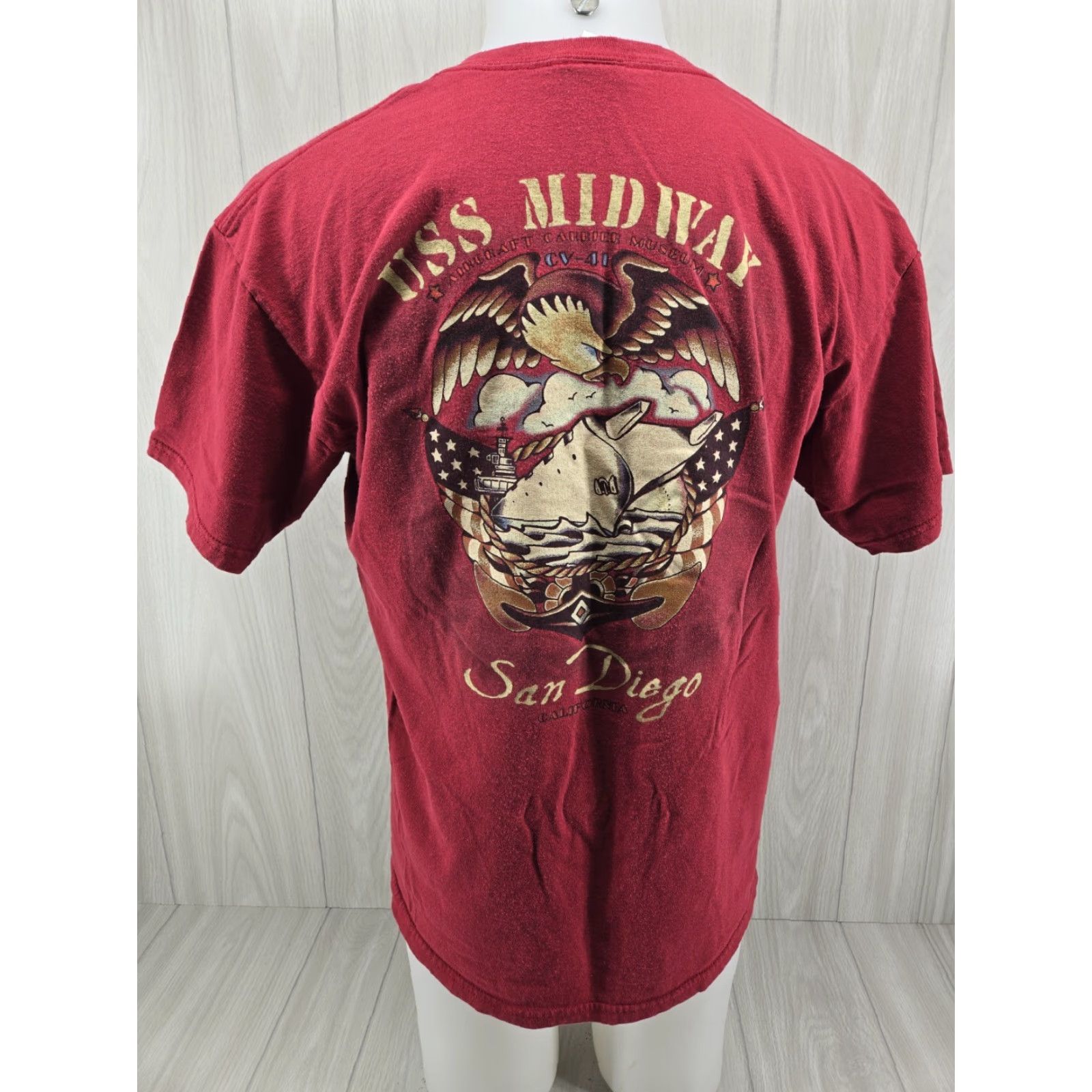 Vintage VINTAGE USS Midway T-Shirt Men’s Large Aircraft Carrier Museum San Diego Size US L / EU 52-54 / 3 - 2 Thumbnail