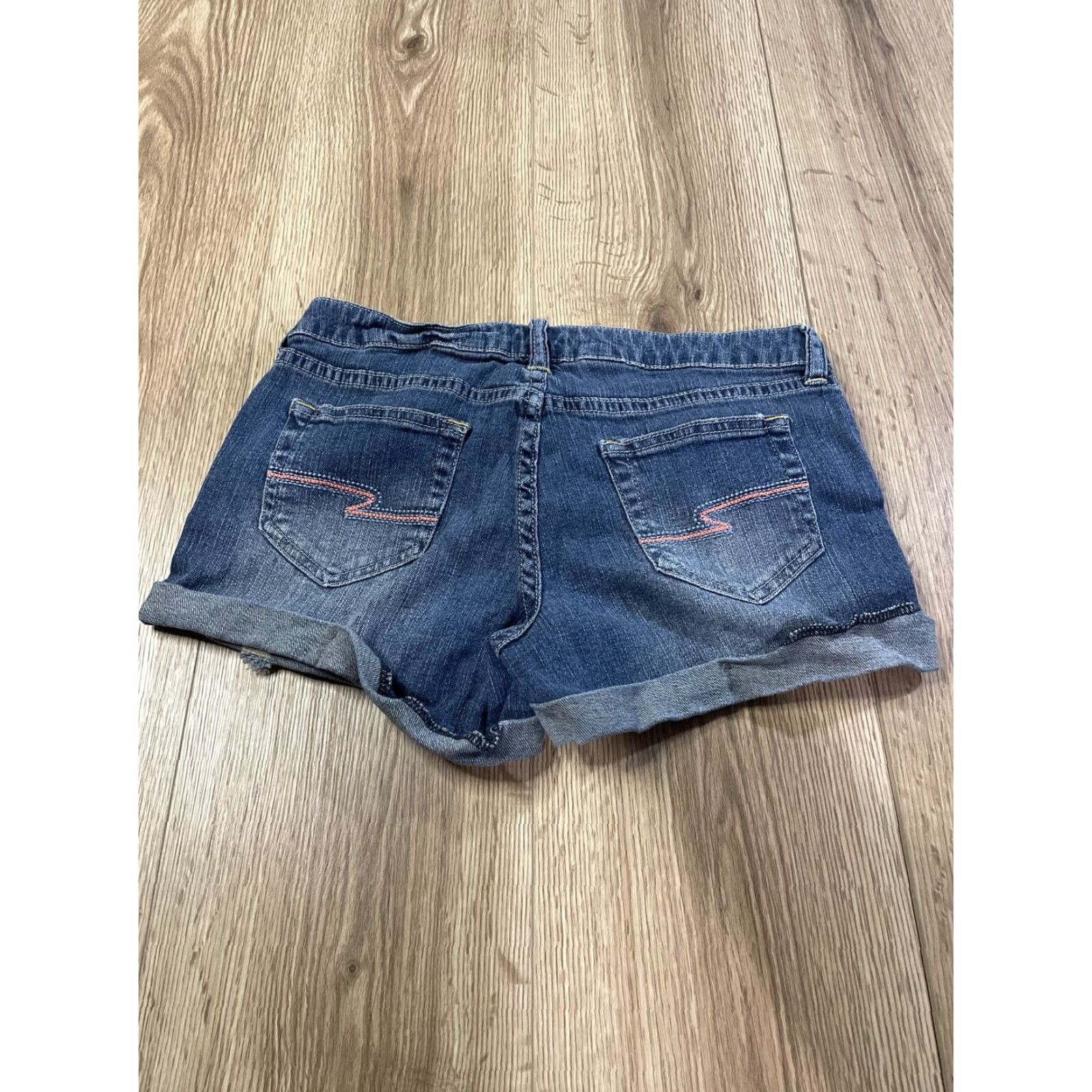 Vintage AriZona Denim Shorts Cuffed Hem 5-Pocket Boyfriend Juniors Size 5 Blue Summer Womens Size 27" / US 4 / IT 40 - 2 Thumbnail