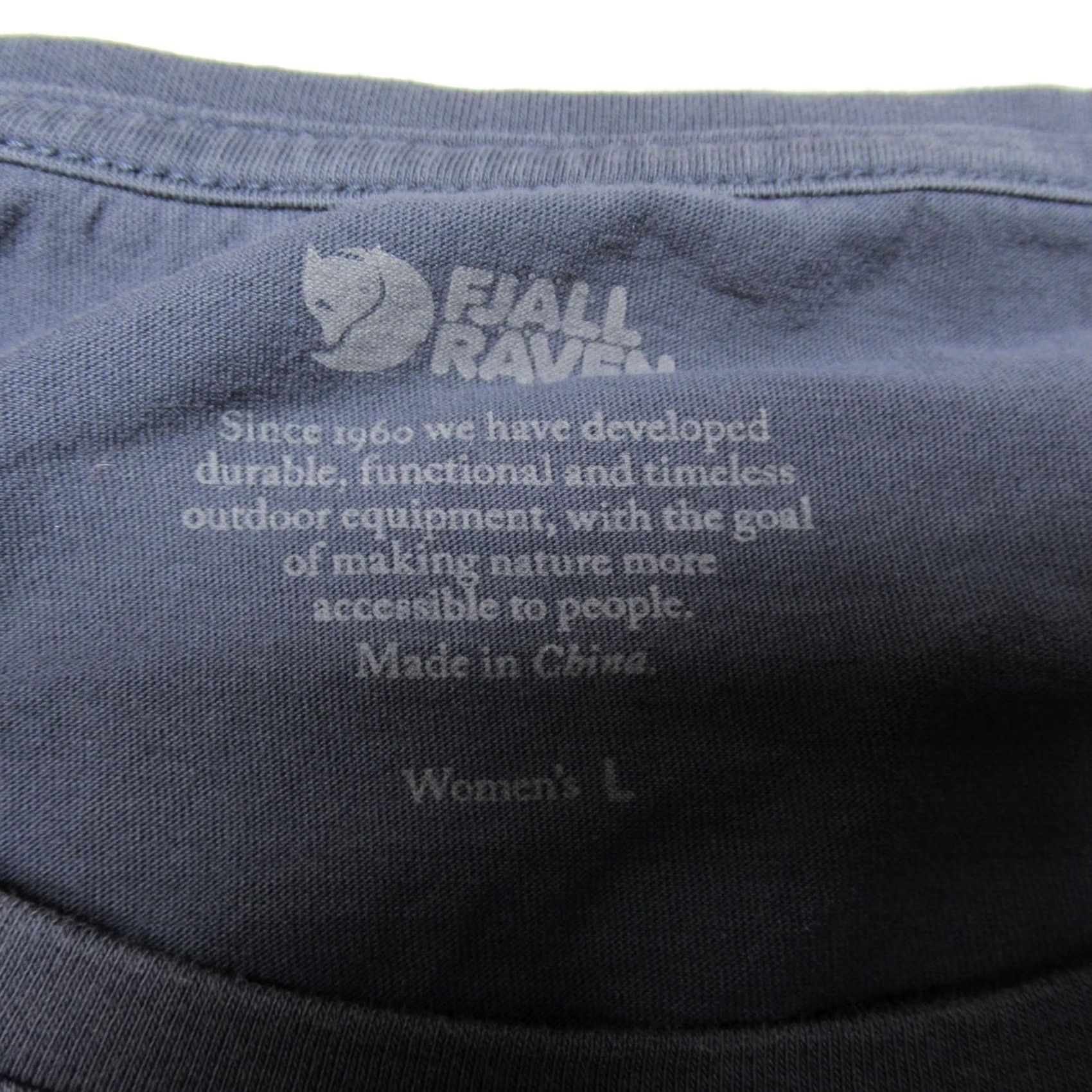 Vintage Fjallraven Ovik T-Shirt Womens Large Blue Short Sleeve Casual Classic Size L / US 10 / IT 46 - 5 Thumbnail