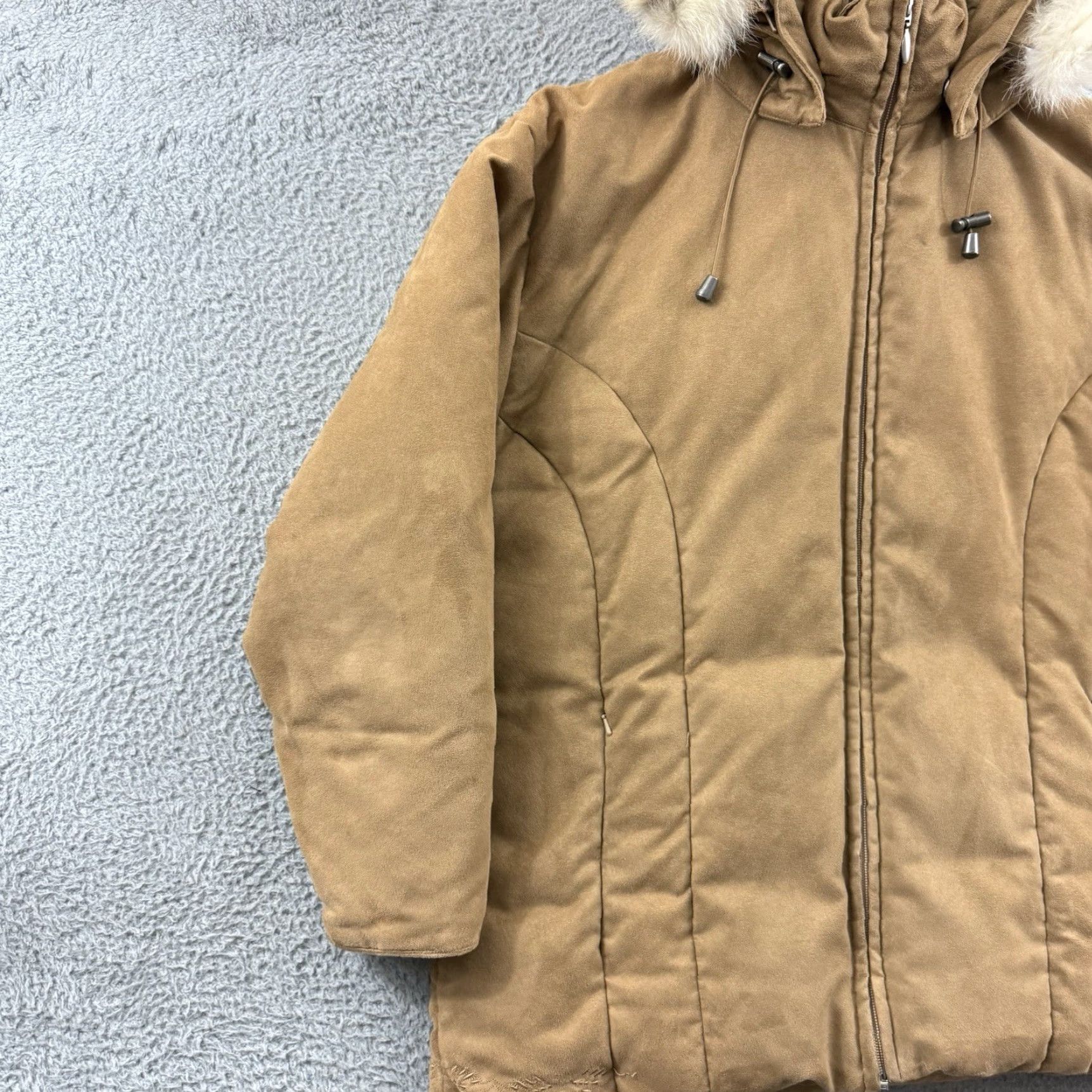 Vintage VINTAGE Cabela’s Jacket Womens Large Goose Down Tan Parka Fur Hooded Suede Zip Outdoor Size L / US 10 / IT 46 - 4 Thumbnail
