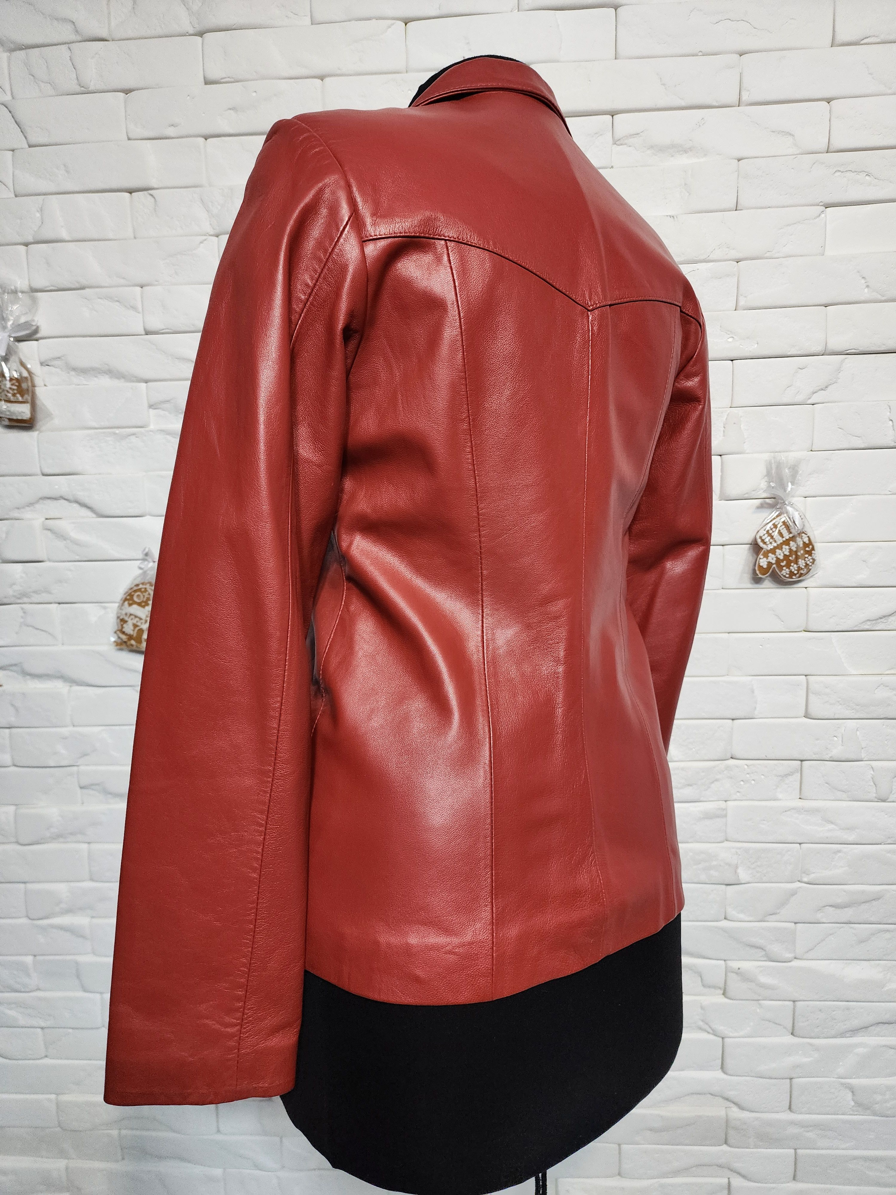 Genuine Leather Red Genuine Leather Women's Jacket: Button Front, Size M / US 6-8 / IT 42-44 - 5 Thumbnail