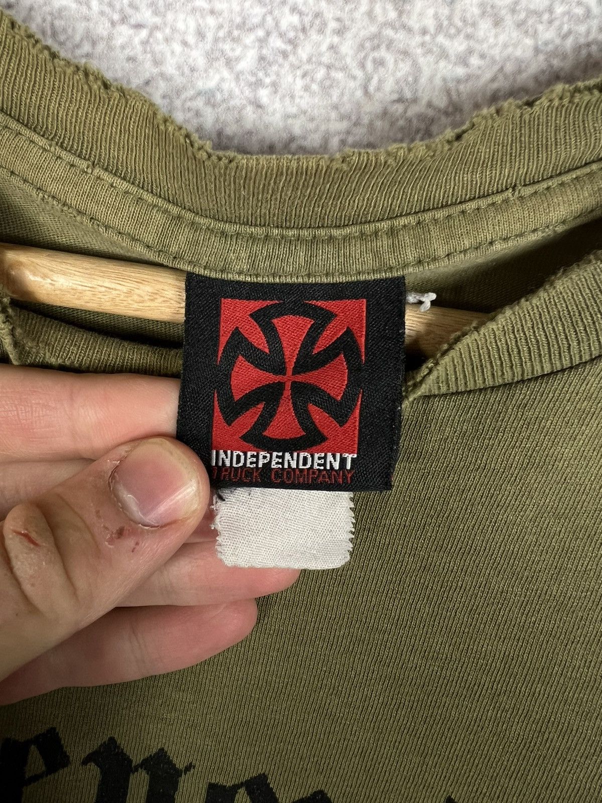 Independent Truck Co. Vintage Independent Truck Ko Big Logo Trashed Tee Sun Faded Size US M / EU 48-50 / 2 - 8 Thumbnail