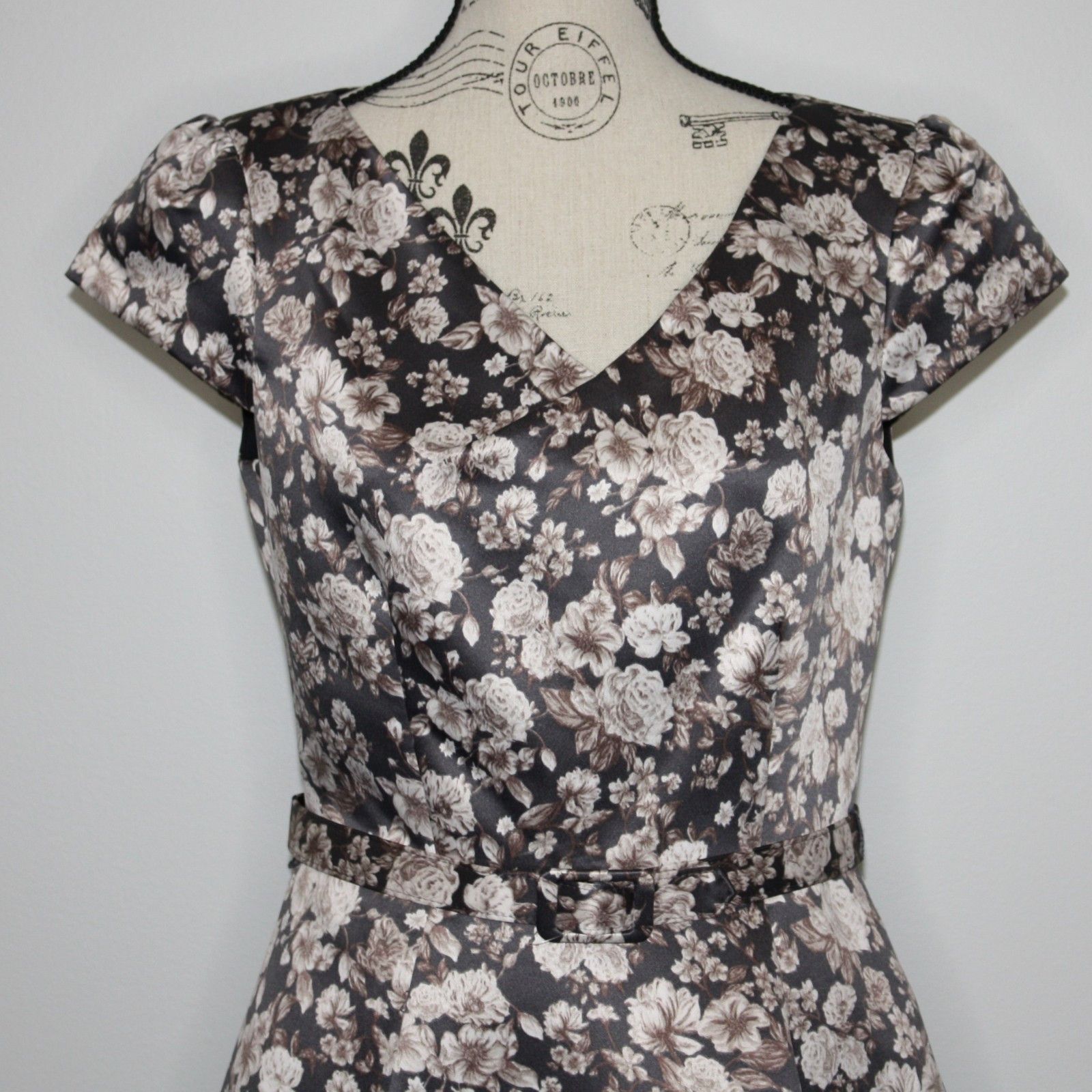 Other Gal Meets Glam Elle Brightex Duchess Satin in Floral Print Size M / US 6-8 / IT 42-44 - 12 Thumbnail