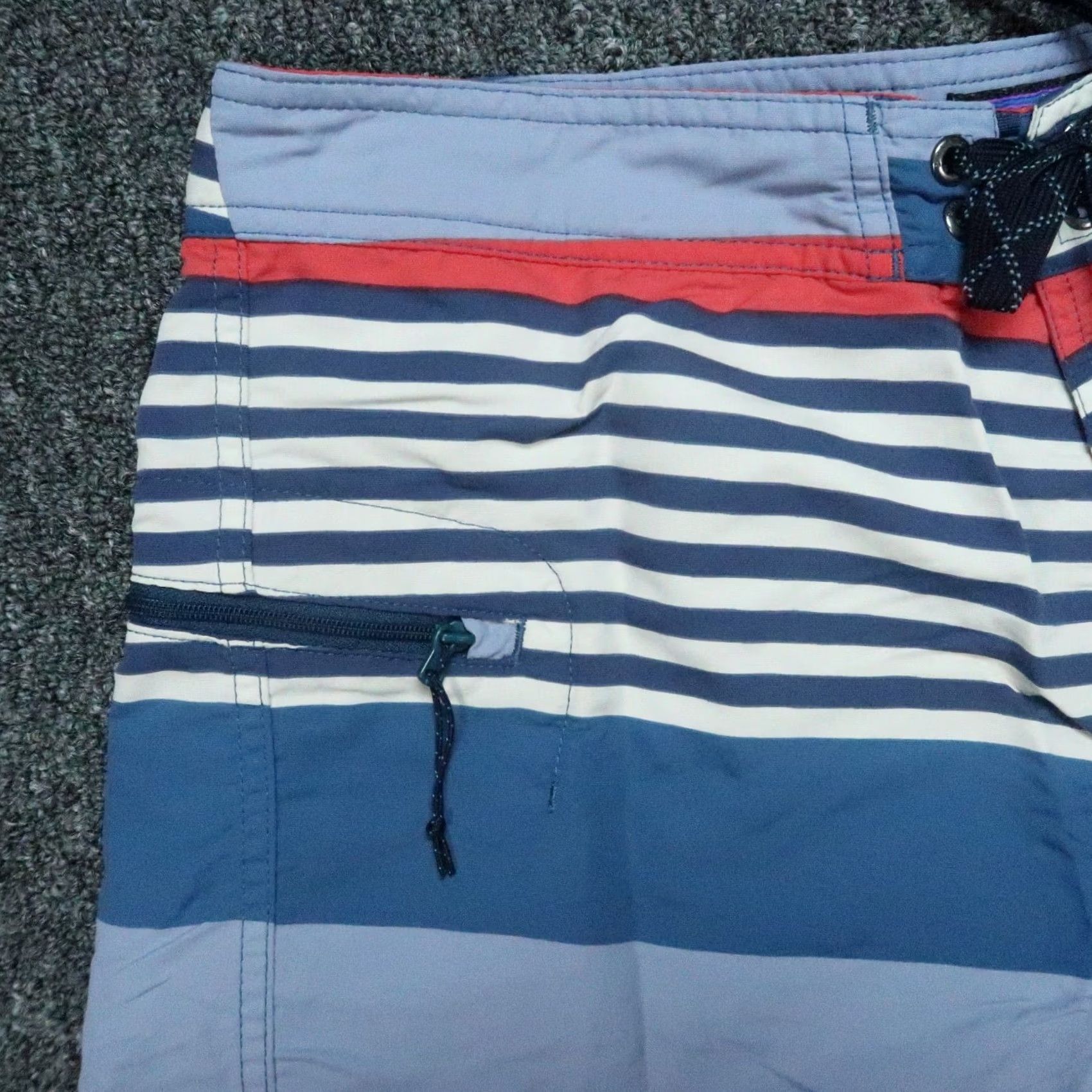 Patagonia Patagonia Board Shorts Mens 34 Blue White Red Stripe Wavefarer Zip Pocket Swim Bottoms Size US 34 / EU 50 - 2 Thumbnail