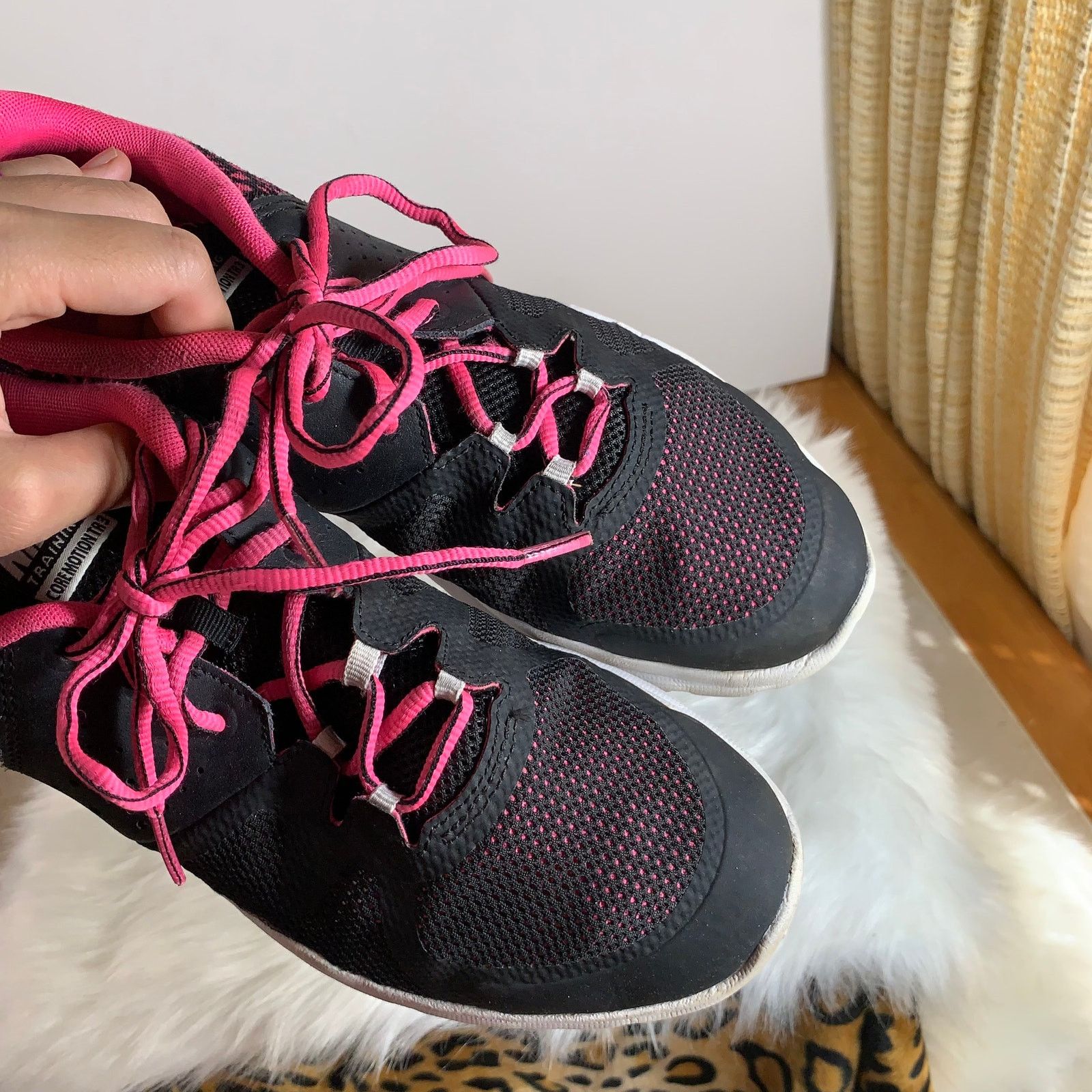 Nike Nike Core Motion TR 3 Pink/Black Womens Shoes Size 9 Size US 9 / IT 39 - 9 Thumbnail
