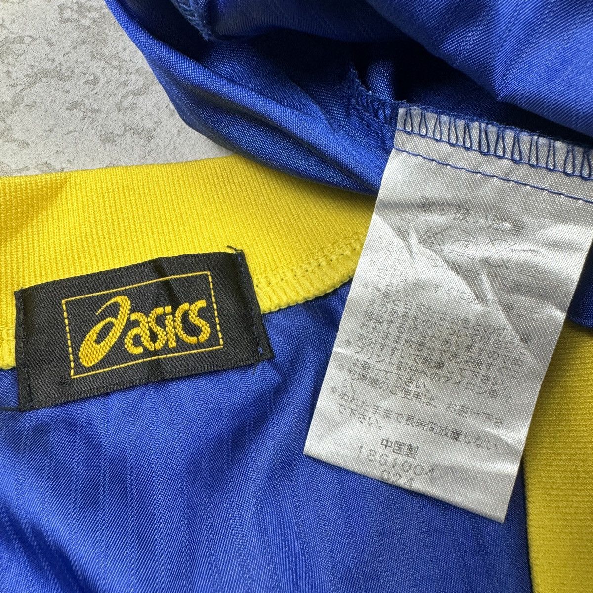 Asics × Gear for Sports × Vintage 💥Vintage Asics Football Gear Nylon Jersey Size US M / EU 48-50 / 2 - 8 Thumbnail