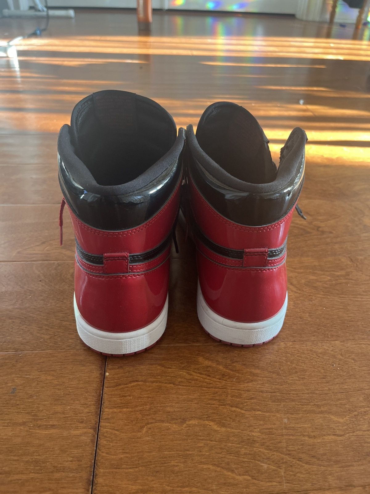 Jordan Brand Jordan 1 Retro High OG Patent Bred Size US 10.5 / EU 43-44 - 4 Thumbnail